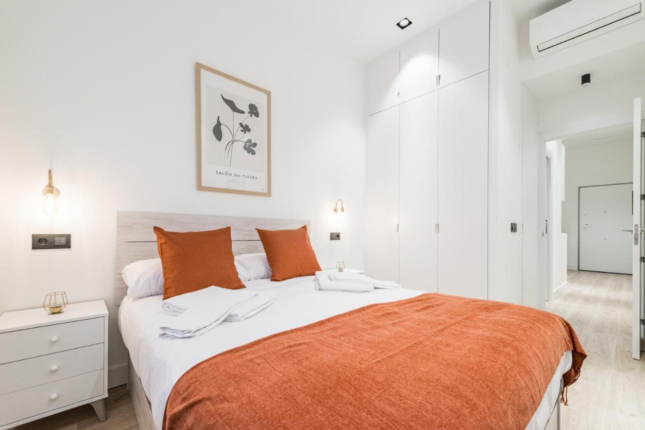 Apartament Jes B Close To Bernabeu Stadium Мадрид Екстериор снимка