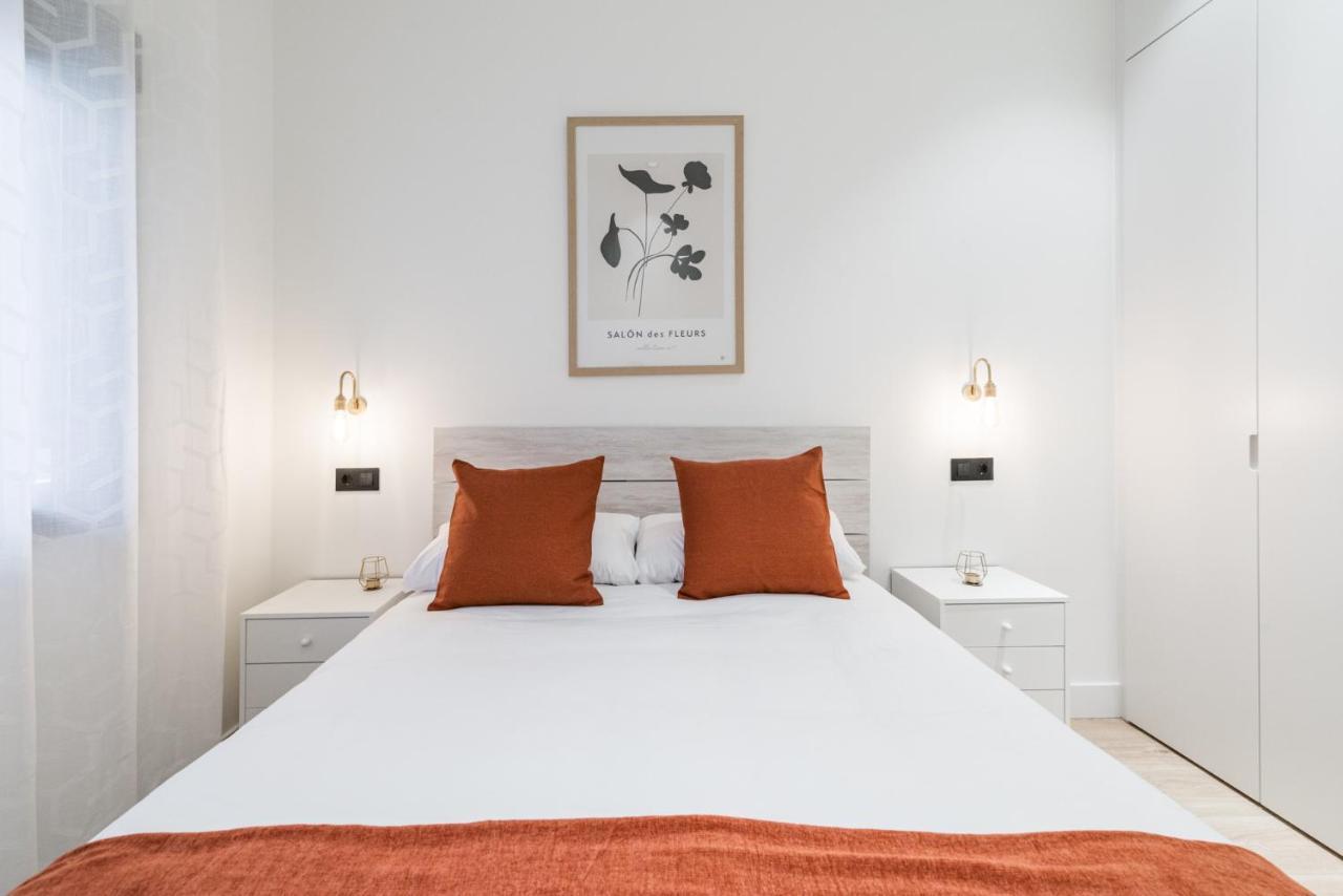 Apartament Jes B Close To Bernabeu Stadium Мадрид Екстериор снимка
